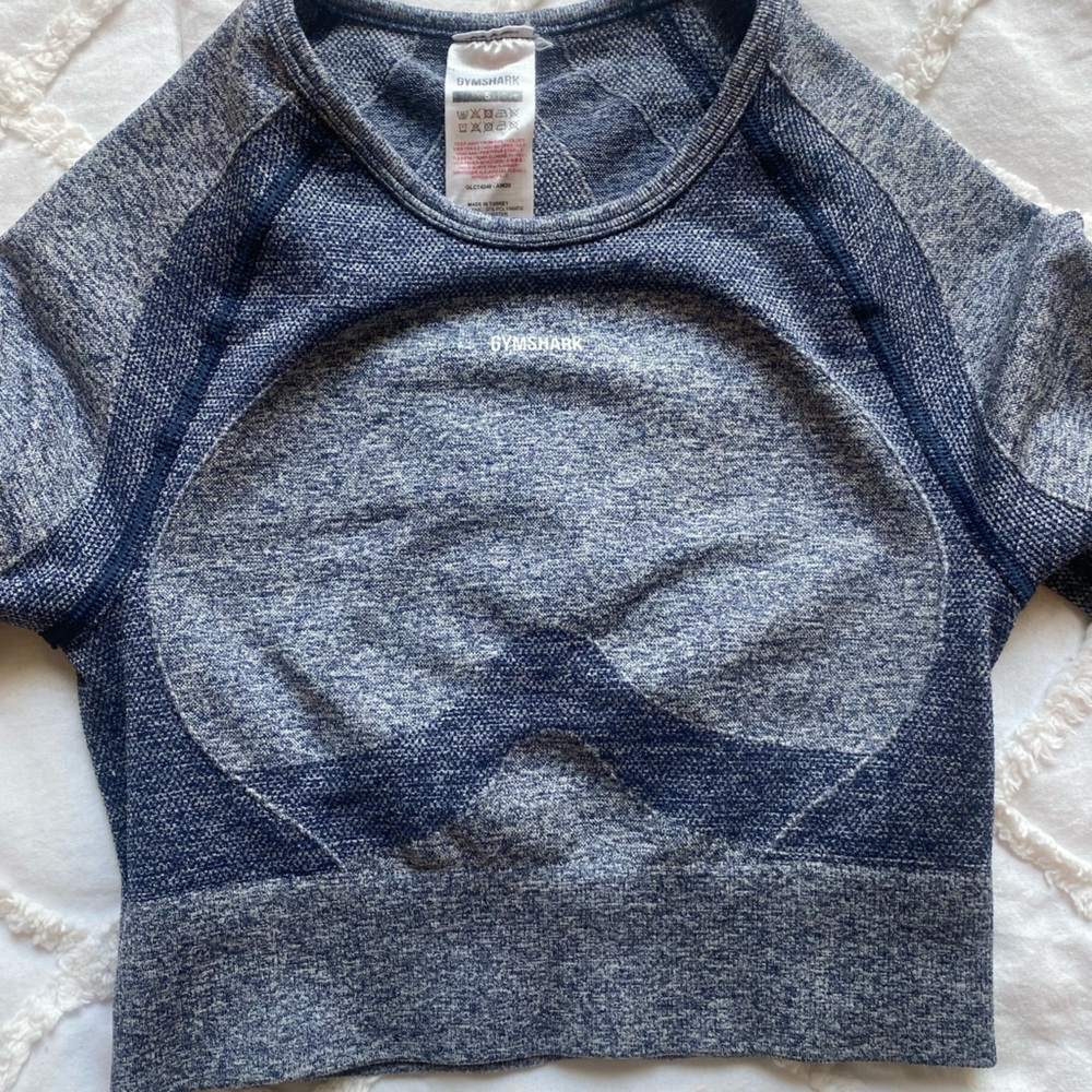 Blue gym shark long sleeve top size small